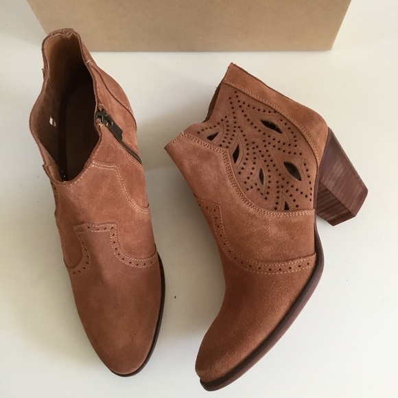 NIB Vera Cruz BayLeaf Booties - Picture 2 of 10